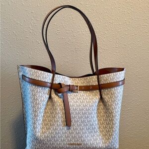 Michael Kors Large Emilia Vanilla and Acorn Tote - new with tag